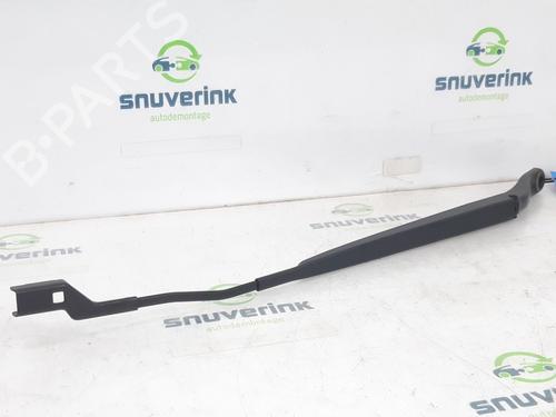 Front windshield wiper arm PEUGEOT 208 II (UB_, UP_, UW_, UJ_) 1.2 PureTech 100 | BP19103362C143 