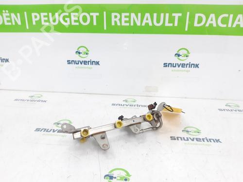 Used Injection rail Injection rail 23122931 23122931