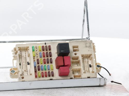 Used Fuse box Fuse box 34567182 34567182