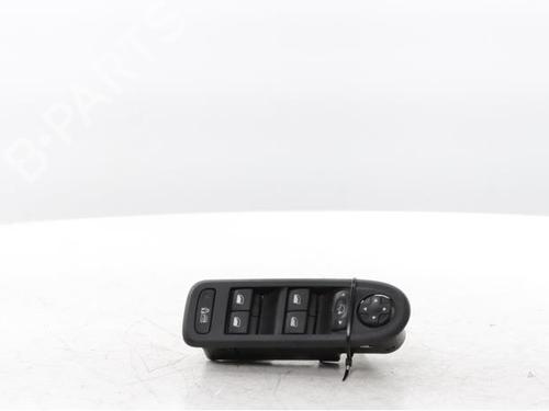 Used Switch Switch PEUGEOT 508 SW I (8E_) 2.0 HDi RXH Hybrid4 (200 hp) 30758933 30758933