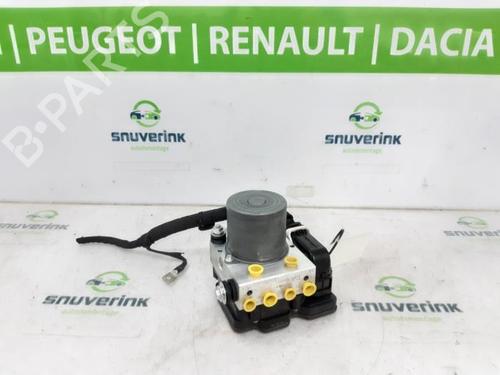 Used ABS pump ABS pump RENAULT CAPTUR II (HF_) TCe 100 (HFMT) (101 hp) 40582851 40582851