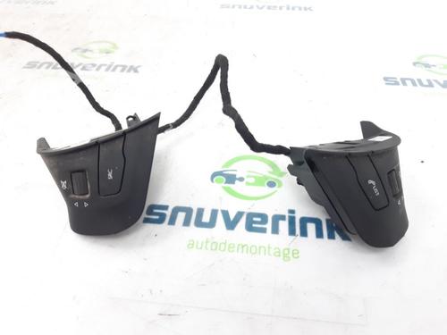 Used Steering wheel controls Steering wheel controls 24164856 24164856