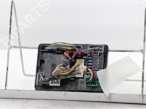 Used Fuse box Fuse box RENAULT TRAFIC III Van (FG_) 2.0 dCi 110 (FGMW) (110 hp) 36538100 36538100