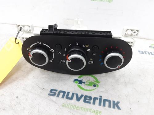 Climate control RENAULT TWINGO III (BCM_, BCA_) 1.0 SCe 70 | BP20158297I5 
