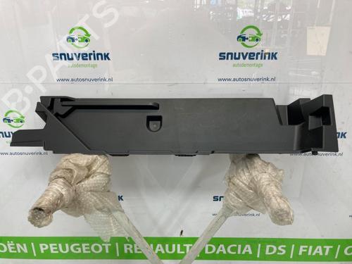 bootlid-panel-renault-arkana-i-lcm_-ldn_-13-tce-160-ldn1-d27602-767h25782r-2019-19258455 main image