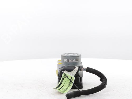 Used ABS pump OPEL CORSA F (P2JO) 1.2 (68) (101 hp) 30758270