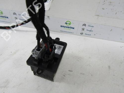 Used Heater resistor RENAULT CLIO IV (BH_) 1.5 dCi 90 (90 hp) 13323556
