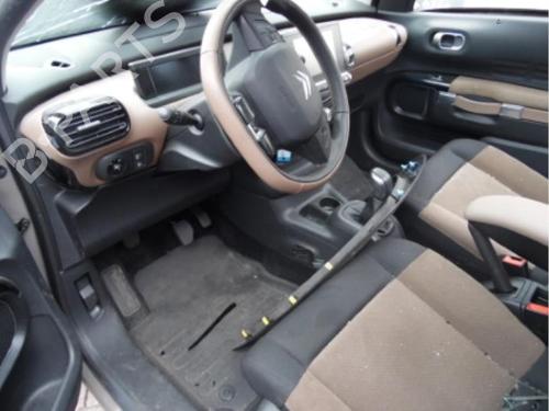 Front windshield wiper arm CITROËN C4 CACTUS 1.2 THP 110 | BP40564879C143 - Image 17