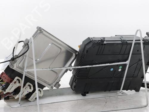 Engine control unit (ECU) PEUGEOT 208 I (CA_, CC_) 1.2 VTI 82 | BP31960425M57 