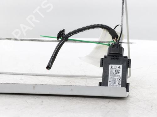 Used Electronic sensor Electronic sensor RENAULT CAPTUR II (HF_) E-TECH 145 (HFMU) (143 hp) 40585577 40585577