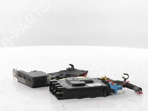 Fuse box RENAULT MEGANE III Hatchback (BZ0/1_, B3_) 1.4 TCe (BZ0F, BZ1V) | BP34563359E1  - Image 8