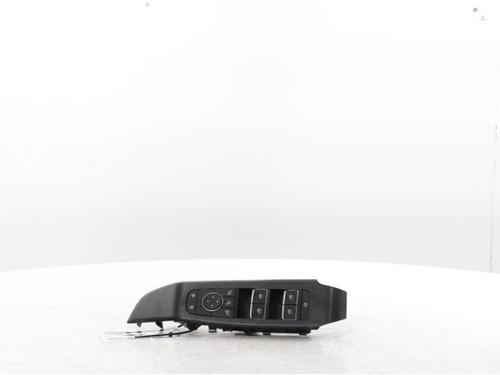 switch-nissan-qashqai-iii-j12-2021-33696877 main image