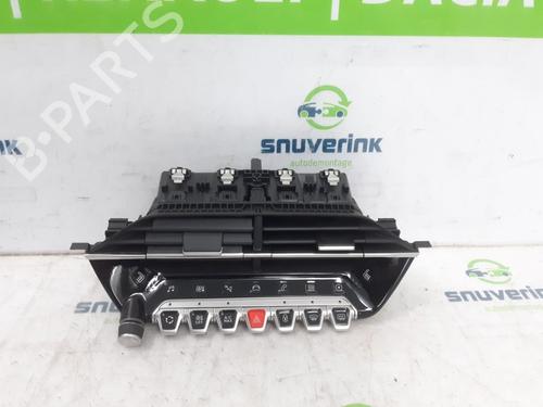 Used Air vent PEUGEOT 208 II (UB_, UP_, UW_, UJ_) e-208 (136 hp) 26202724