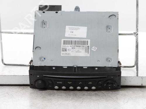 Used Radio Radio 38111296 38111296