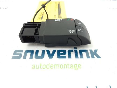Used Steering wheel controls RENAULT CLIO IV (BH_) 0.9 TCe 90 (BHNF, BHMA, BHMH, BHJK, BHJR) (90 hp) 30866624