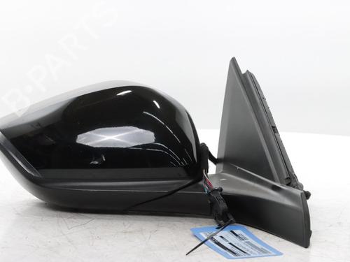 Used Right mirror Right mirror 33697060 33697060
