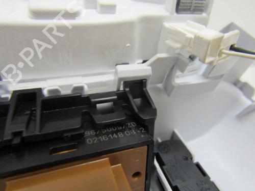 Interior roof light PEUGEOT 208 I (CA_, CC_) 1.2 VTI 82 | BP10789566I8