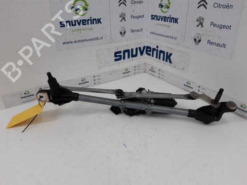 Used Front wipers mechanism RENAULT MEGANE III Grandtour (KZ0/1) 1.5 dCi (KZ09, KZ0D, KZ1G, KZ29, KZ14, KZ1W, KZ10, KZ1F,... (110 hp) 10796685
