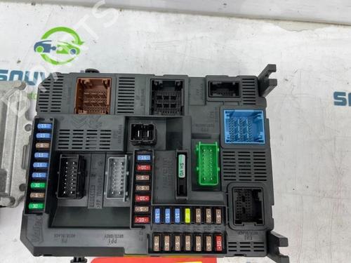 Engine control unit (ECU) CITROËN C4 CACTUS 1.2 VTi 82 | BP40572688M57 - Image 4