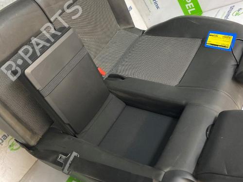 Right front seat PEUGEOT EXPERT Van (V_) 2.0 BlueHDi 120 | BP22395902C16
