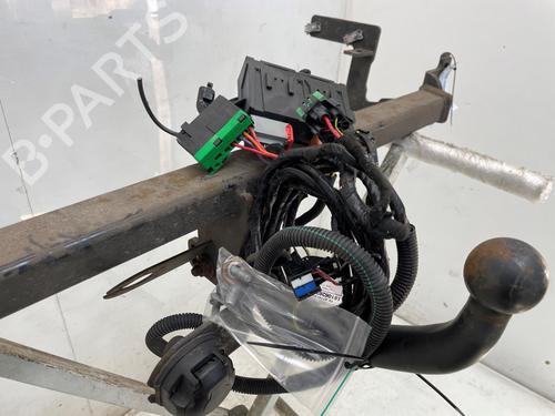 Tow ball/Mechanism PEUGEOT 2008 I (CU_) 1.2 THP 110 / PureTech 110 | BP30186657C141