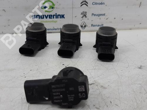 Used Electronic sensor Electronic sensor PEUGEOT 3008 II SUV (MC_, MR_, MJ_, M4_) 1.2 THP/ PureTech 130 (MRHNSM, MRHNSU, MRHNSJ, MRHNYW,... (131 hp) 10799686 10799686