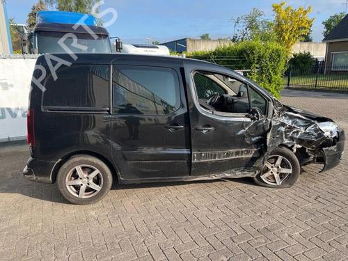 Electronic module PEUGEOT PARTNER Box Body/MPV 1.6 HDi | BP40581896M83 - Image 10
