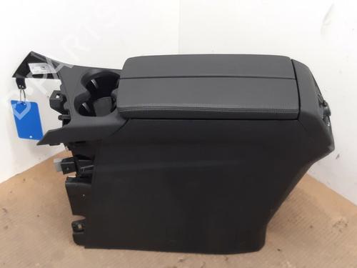 Used Middle console PEUGEOT 3008 II SUV (MC_, MR_, MJ_, M4_) 1.2 THP/ PureTech 130 (MRHNSM, MRHNSU, MRHNSJ, MRHNYW,... (131 hp) 10799673