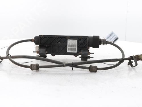 Elektrisk parkeringsbremse Elektrisk parkeringsbremse PEUGEOT 508 I (8D_) 1.6 THP (156 hp) 36839366 36839366