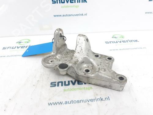 Used Engine mount Engine mount PEUGEOT EXPERT Van (VF3A_, VF3U_, VF3X_) 2.0 HDi 165 (163 hp) 15295140 15295140