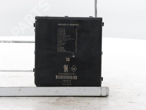 Used Fuse box Fuse box 36806212 36806212