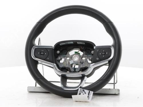 steering-wheel-volvo-xc40-536-2017-40265962 main image
