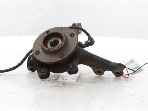 Used Right front steering knuckle Right front steering knuckle PEUGEOT 208 II (UB_, UP_, UW_, UJ_) e-208 (136 hp) 37072154 37072154