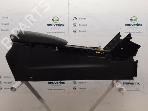 Used Middle console Middle console 11244401 11244401