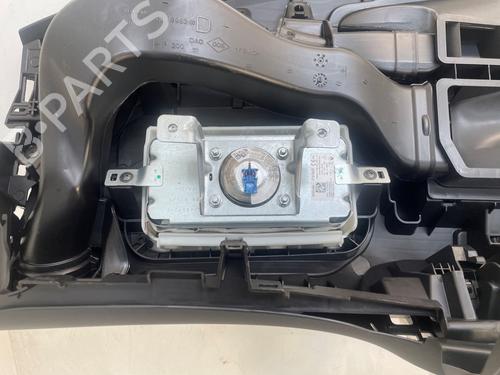 Dashboard RENAULT TWINGO III (BCM_, BCA_) 1.0 SCe 70 | BP38264086C46  - Image 5