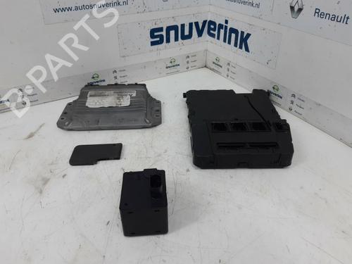 Used Engine control unit (ECU) RENAULT MEGANE II Coupé-Cabriolet (EM0/1_) 2.0 (135 hp) 12457748