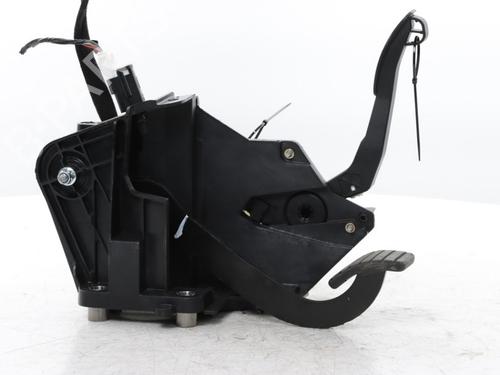 Pedal RENAULT MASTER III Van (FV) 2.3 dCi 150 FWD (FV0F, FV03, FV09) | BP34567107I4  - Image 6