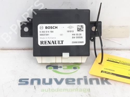 Used Electronic module RENAULT SCÉNIC IV (J9_) 1.2 TCe 130 (130 hp) 22393555