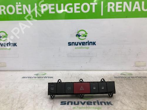 warning-switch-peugeot-boxer-van-22-hdi-100-7354213590-2006-13619489 main image