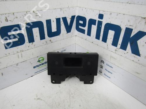 Multifunctionele display PEUGEOT 206 Hatchback (2A/C) 1.1 i (60 hp) 10780394