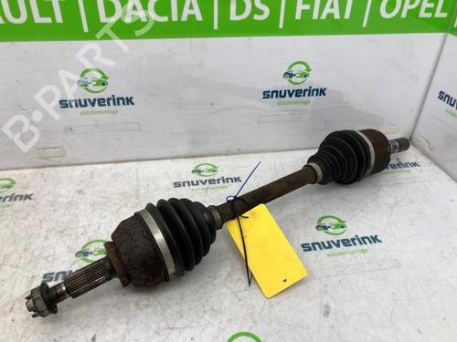 left-front-driveshaft-renault-trafic-iii-van-fg_-2014-40581646 main image