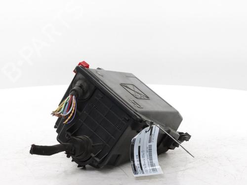 Fuse box PEUGEOT 308 II (LB_, LP_, LW_, LH_, L3_) 1.2 THP 130 | BP30757477E1