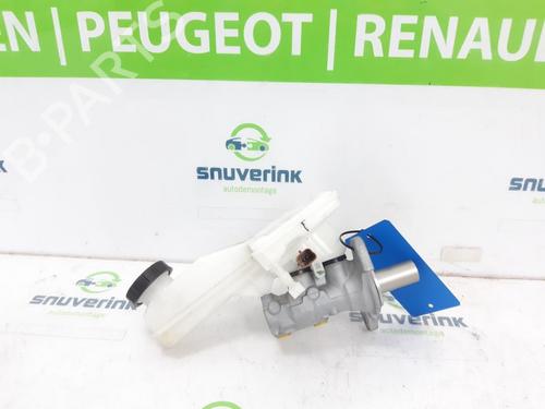 Used Brake master cylinder Brake master cylinder 18414037 18414037