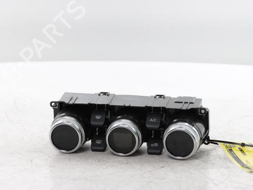 climate-control-renault-captur-ii-hf_-2020-33696956 main image