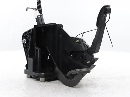 Pedal RENAULT MASTER III Van (FV) 2.3 dCi 150 FWD (FV0F, FV03, FV09) | BP34567107I4  - Image 7