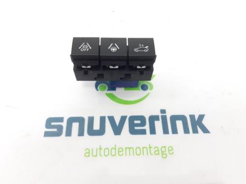 Used Switch PEUGEOT 3008 II SUV (MC_, MR_, MJ_, M4_) 1.6 PureTech 180 (M45GFR, M45GFU) (181 hp) 18691657
