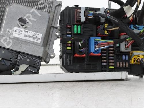 Used Engine control unit (ECU) Engine control unit (ECU) CITROËN C5 AIRCROSS (A_) 1.2 PureTech 130 (ARHNSJ) (131 hp) 36089769 36089769