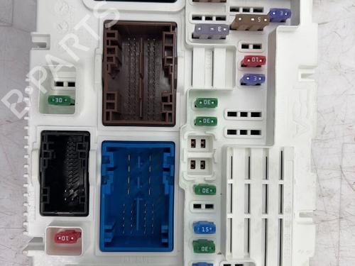Fuse box OPEL ASTRA L (O5) 1.2 (FPHNPJ) | BP13651883E1 