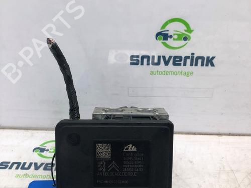 Used ABS pump PEUGEOT 208 I (CA_, CC_) 1.2 VTI 82 (82 hp) 18247410