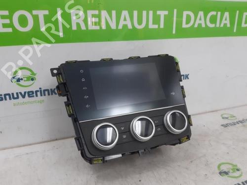 display-monitor-renault-kadjar-ha_-hl_-2015-40582086 main image